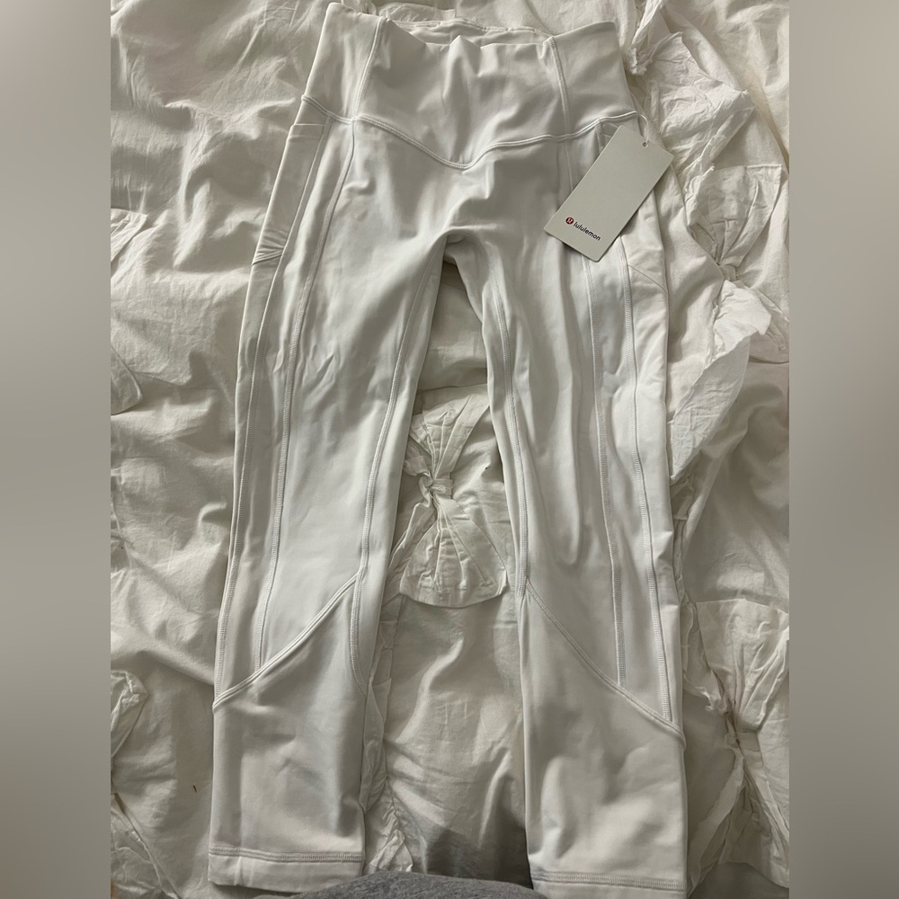 brand new ululemon white leggings